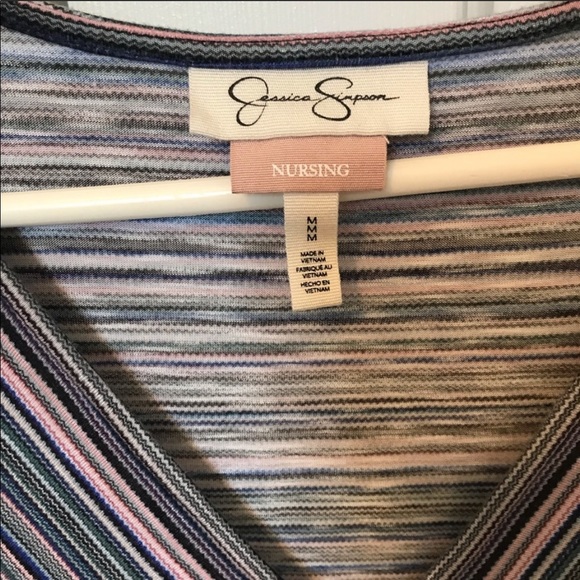 Jessica Simpson Nursing top - Picture 3 of 4